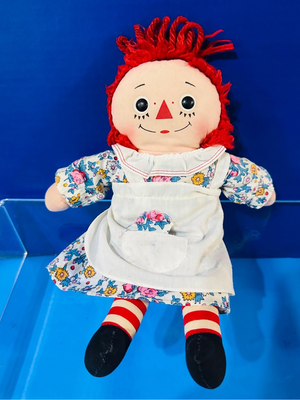 Raggedy Ann Vintage 1970’s Knickerbocker Rag Doll in Floral Dress & White Apron